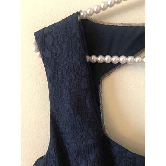 NWT BCBG Paris Womens Size 6 Sally Dress Navy Blue Lace Cutout Fit & Flare - Picture 4 of 8